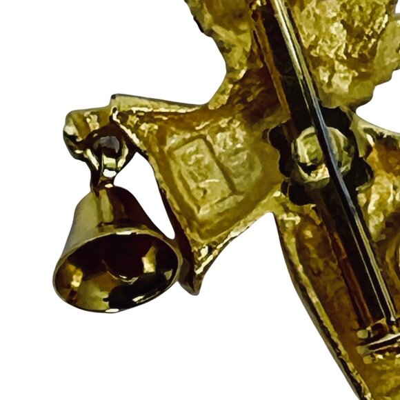 Vintage GG USA Gold Tone Textured Angel With Articulating Bell Brooch (5628) - Picture 3 of 3